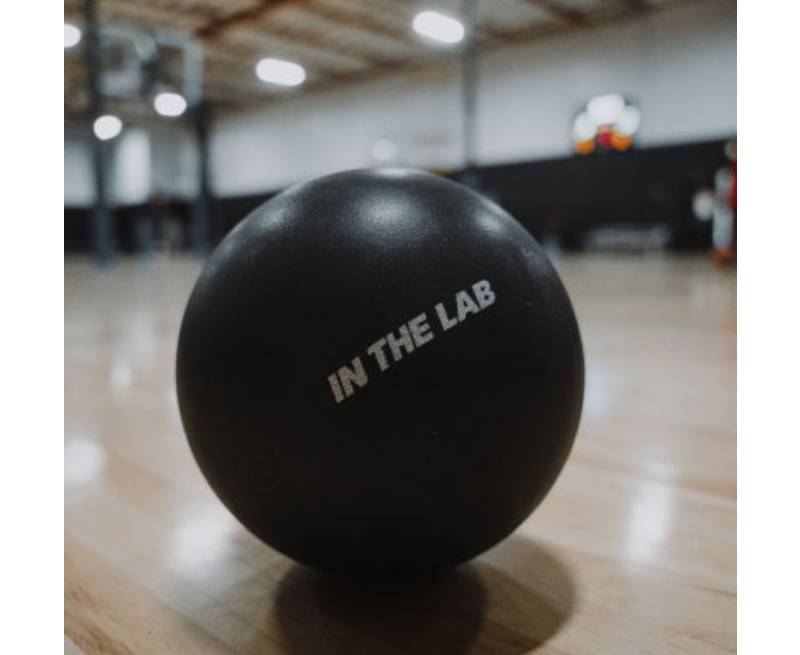 Silent basketball online
