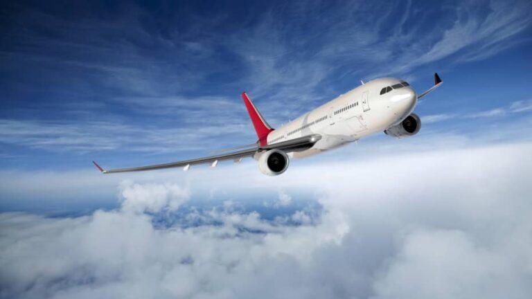 How do I contact to a real person at Asiana Airlines?