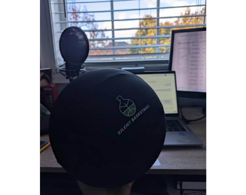 Silent Dribble Basketball