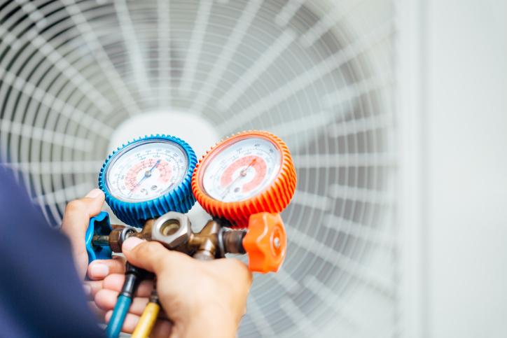 How to Choose the Right Advanced Commercial Refrigeration Repair Service in Tampa, Florida