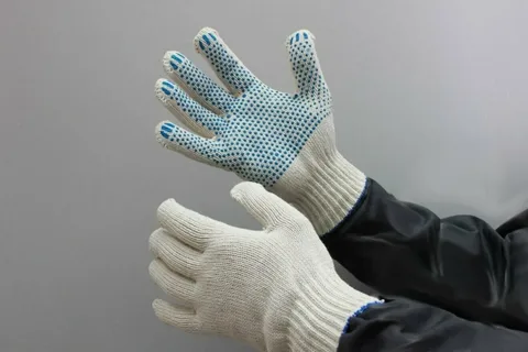 Why Choosing Right Disposable Gloves Supplier Matters?