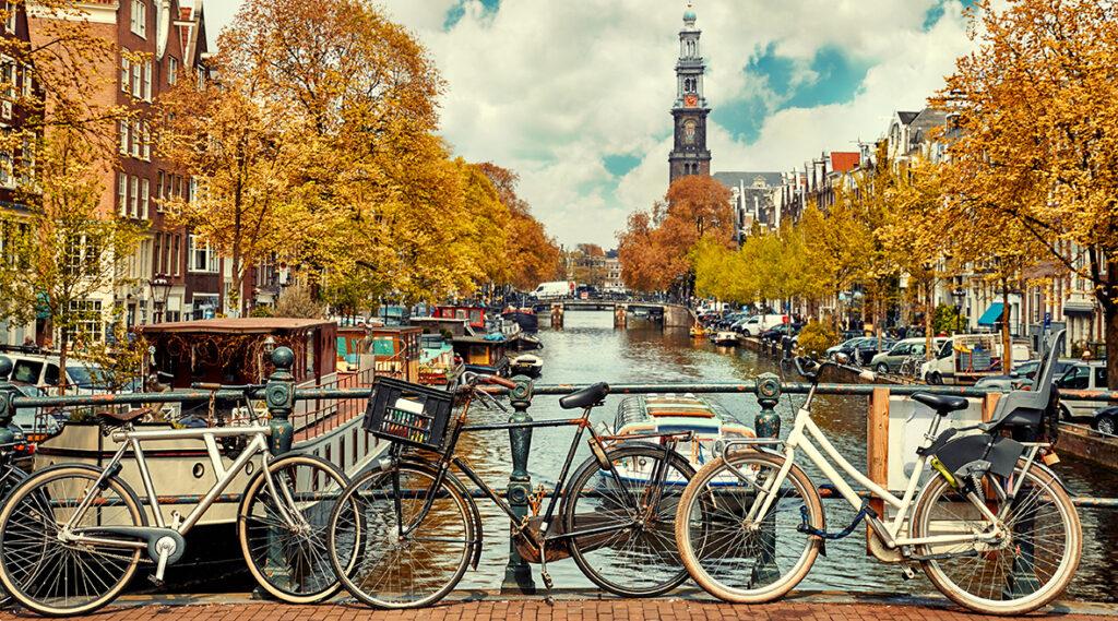 amsterdam Cycling in the Netherlands: A Comprehensive Guide