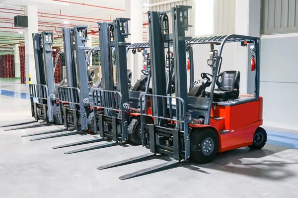 How Forklift Certification Can Elevate Your Career in Logistics:
