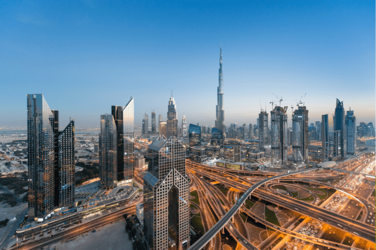 Why Should You Hire a Real Estate Agent in Dubai for Your Next Property Investment?