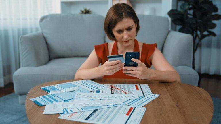 reasons-ditch-manual-pay-stub-creation