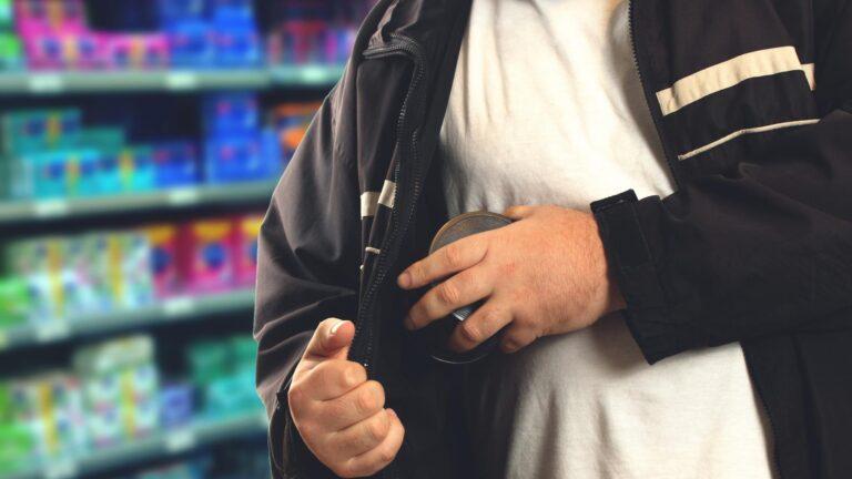 Exposing Shoplifters