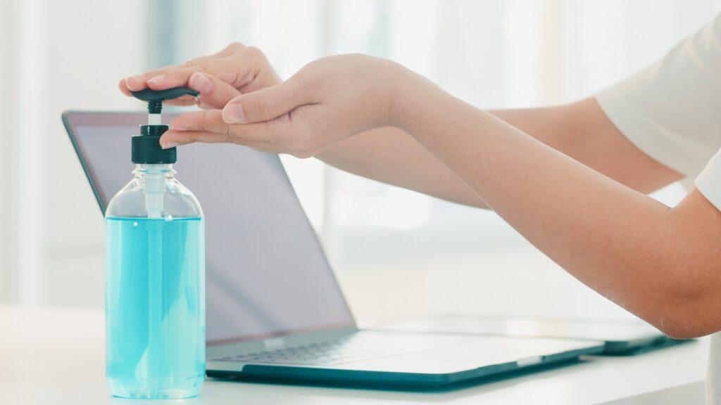 Handsanitizermanufacturers Building Consumer Trust with Reliable Hand Sanitizer Manufacturers