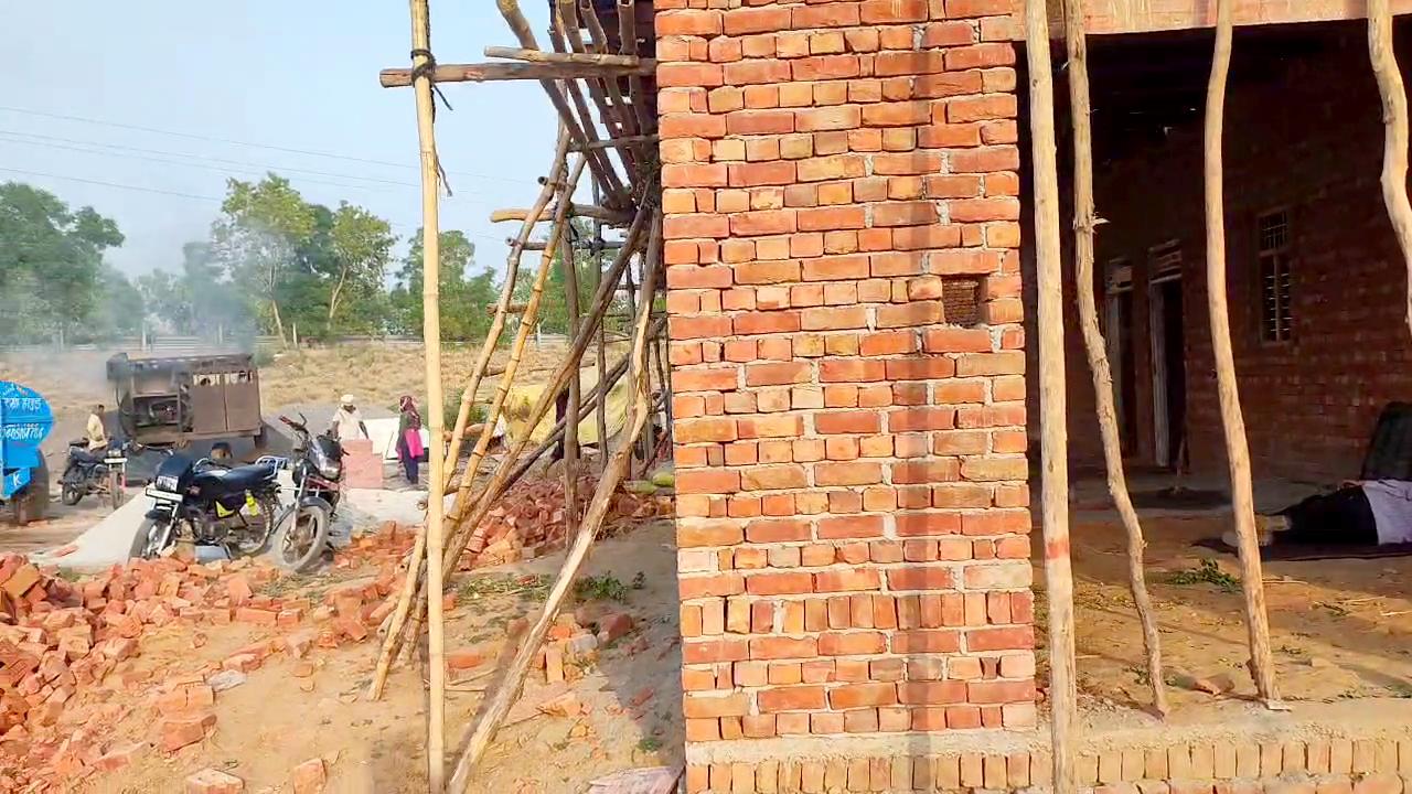 Plot in Noida